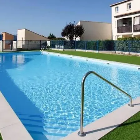 Apartament La De La *